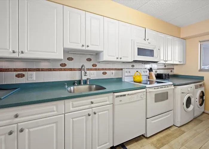 Picturesque Ocean Views In 2 Bedroom Towers With Indoor Pool! Ferienhaus