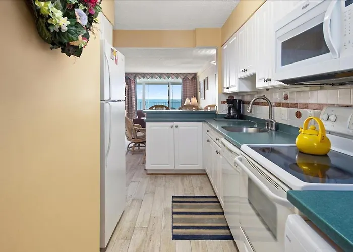 Picturesque Ocean Views In 2 Bedroom Towers With Indoor Pool! Ocean Stadt