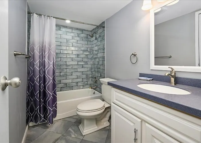 Ferienhaus Picturesque Ocean Views In 2 Bedroom Towers With Indoor Pool! Ocean Stadt