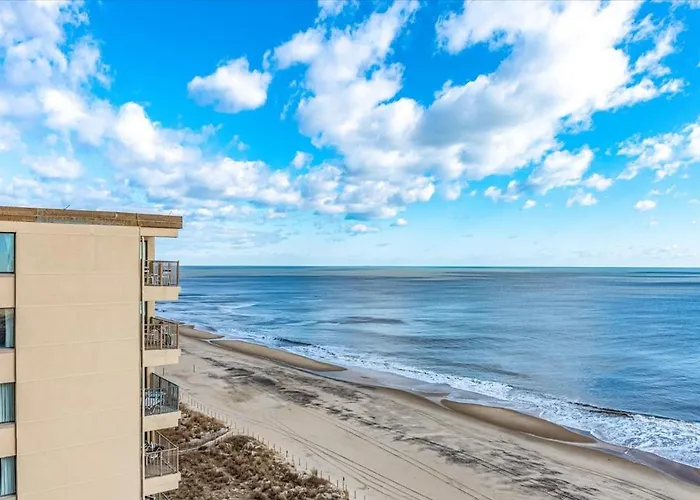 Picturesque Ocean Views In 2 Bedroom Towers With Indoor Pool! Ocean Stadt